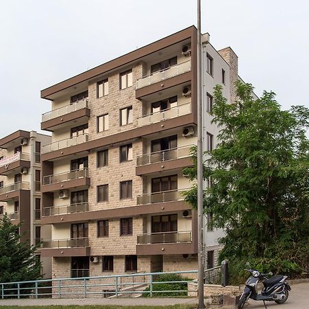 Burcak Apartment Будва Екстериор снимка