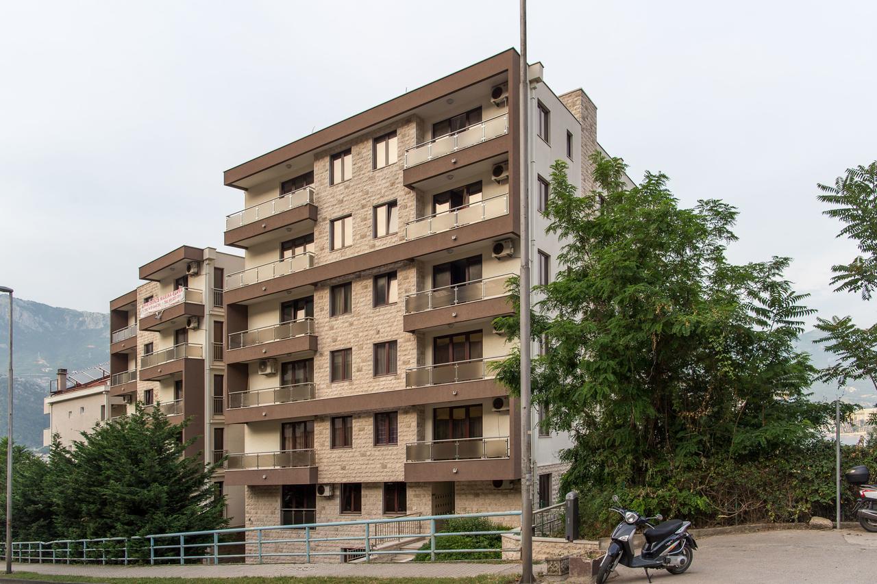Burcak Apartment Будва Екстериор снимка